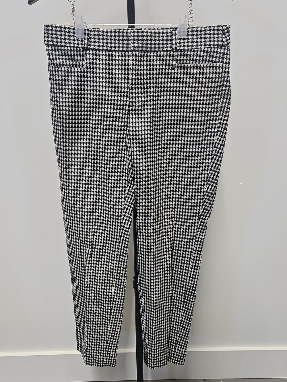 Banana Republic Black & White Houndstooth Ankle Pants